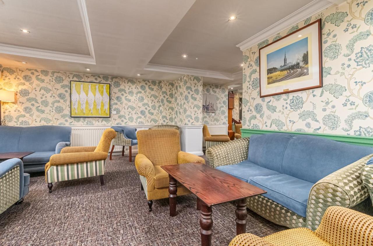 Mercure Salisbury White Hart Hotel & Apartments Екстериор снимка