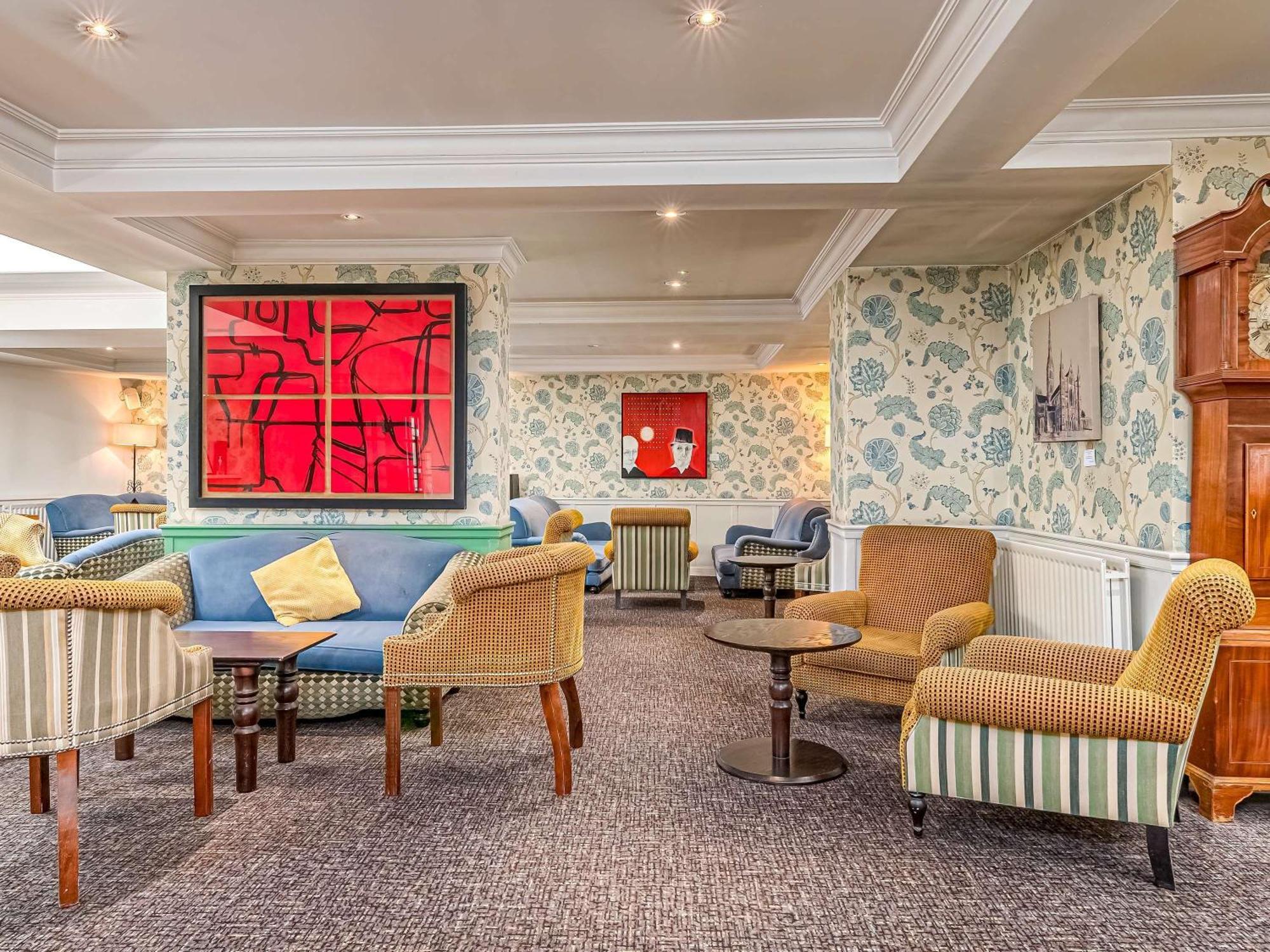 Mercure Salisbury White Hart Hotel & Apartments Екстериор снимка